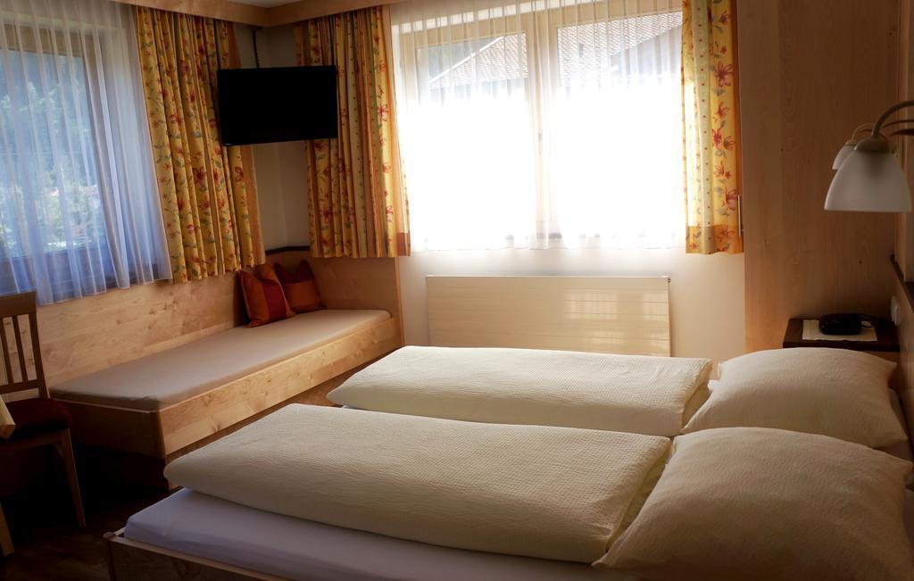 フィンケンベルクRoasnerhofアパートメント 部屋 写真