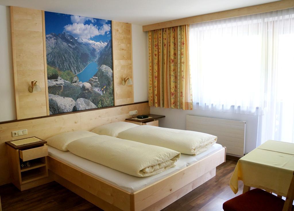 フィンケンベルクRoasnerhofアパートメント 部屋 写真