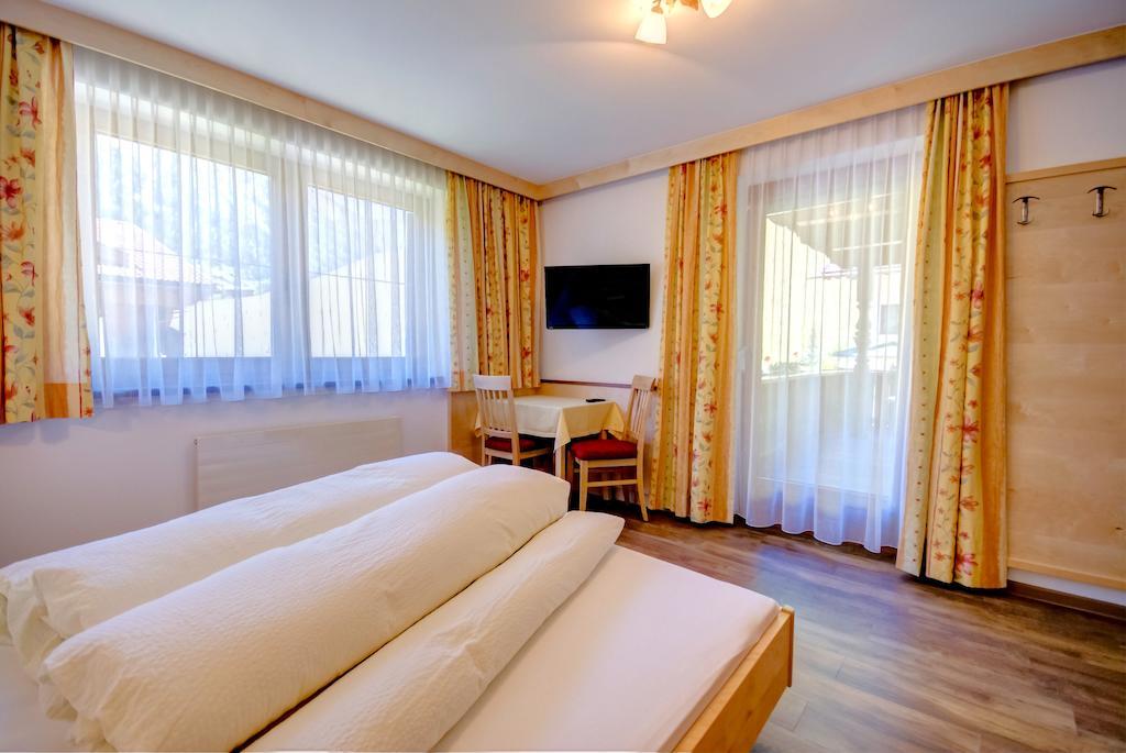 フィンケンベルクRoasnerhofアパートメント 部屋 写真